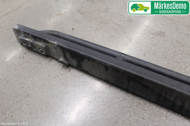 Landrover DEFENDER (L316) 07-16 Sidebøyle - Stigtrinn