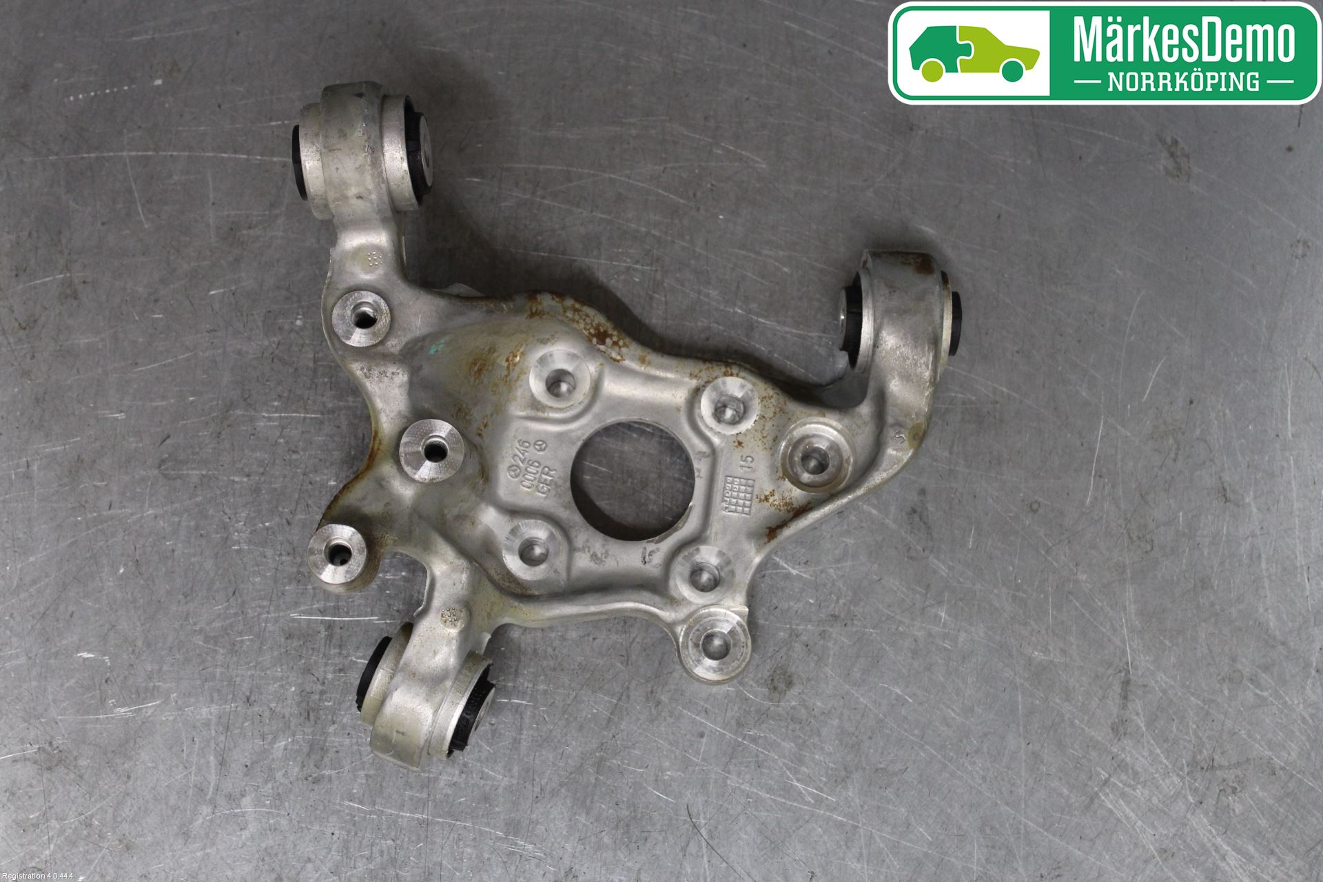 Mercedes-Benz MB CLA-KLASS (C117/X117) 13-19 Spindel Vb
