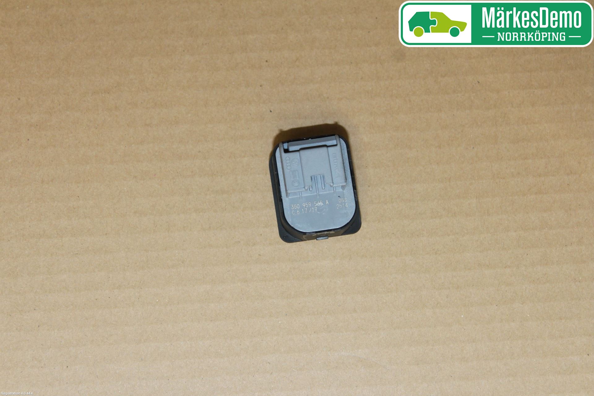 Volkswagen VW PASSAT 15-19 Bryter Speil