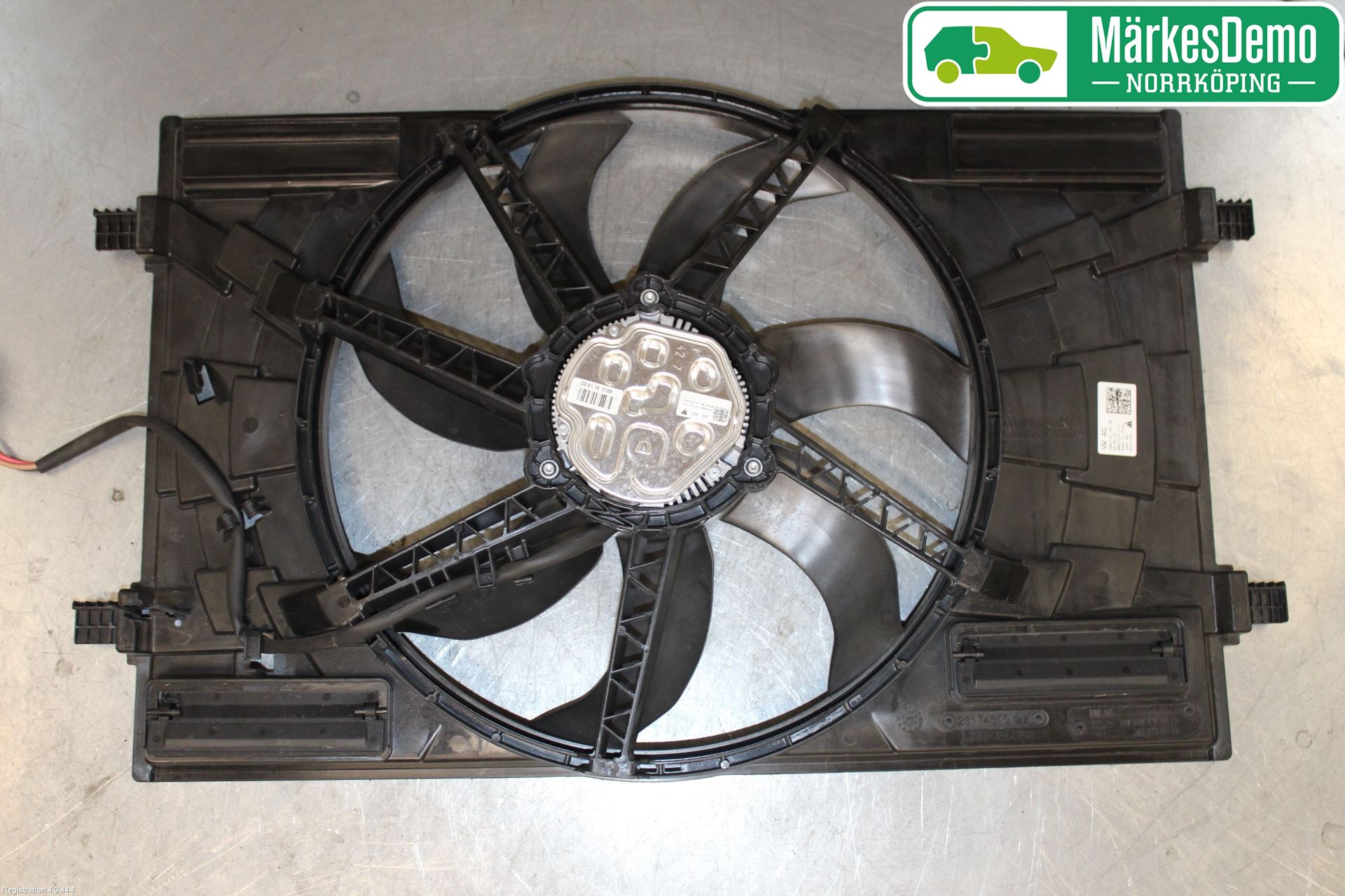 Volkswagen VW PASSAT 15-19 Kjølevifte Elektrisk