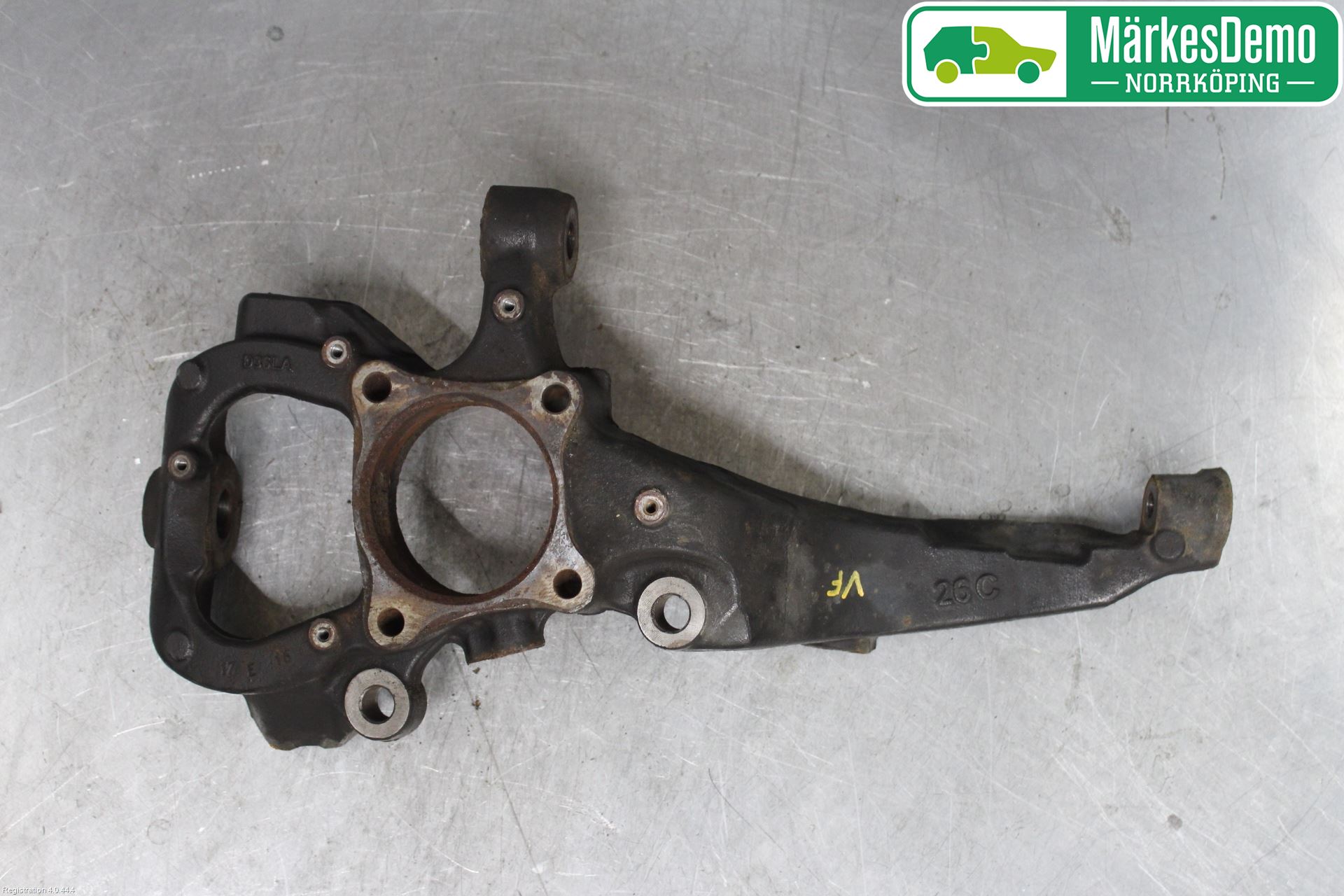 Landrover LAND ROVER DISCOVERY 4 10-16 Spindel Vf