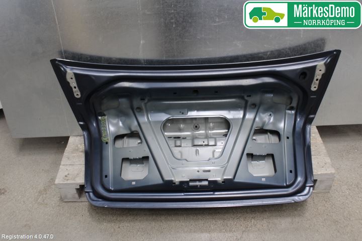 Volvo S60 05-10 Bakluke Koffertlokk