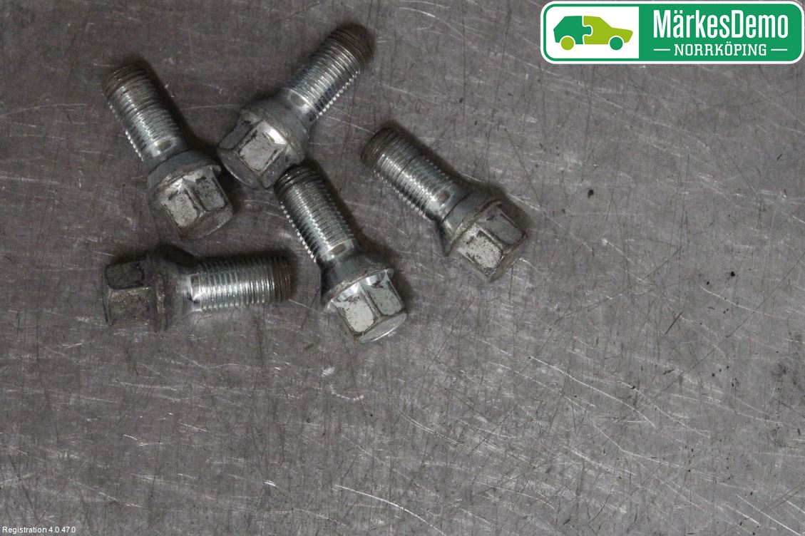 Seat LEON 13-20 Hjulmutter - Bolt - Sett