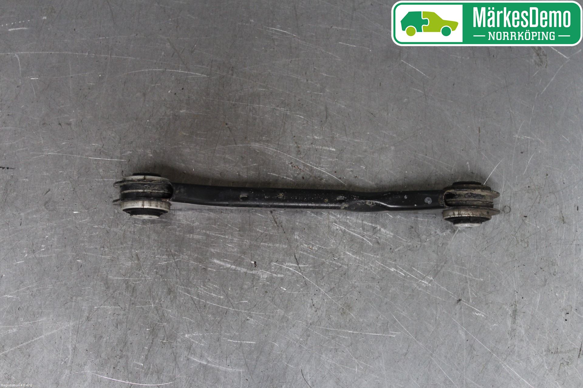 Audi A4 12-15 Bakaksel Momentstag