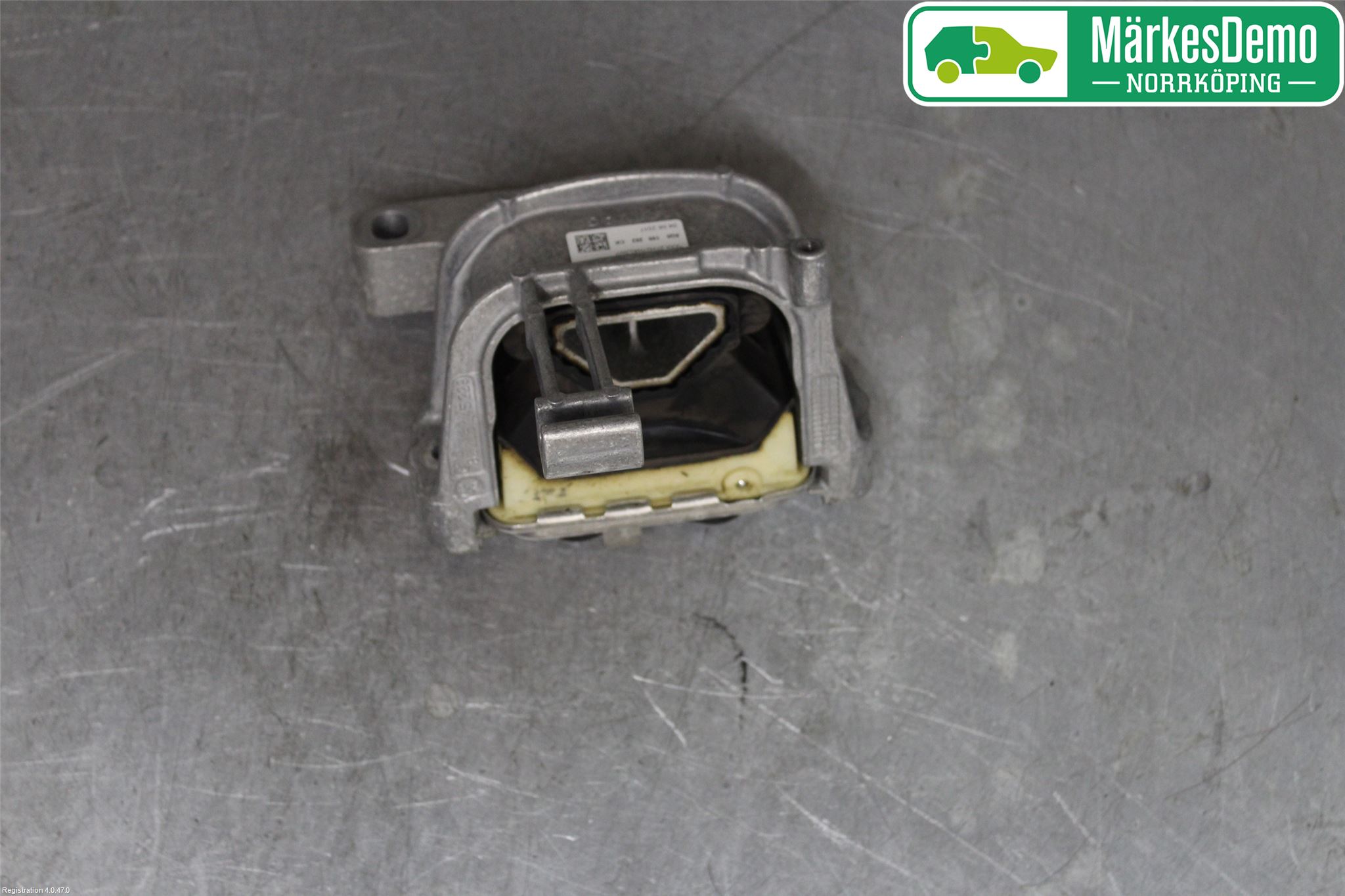 Skoda OCTAVIA (5E) 13-20 Motor Feste Gummi