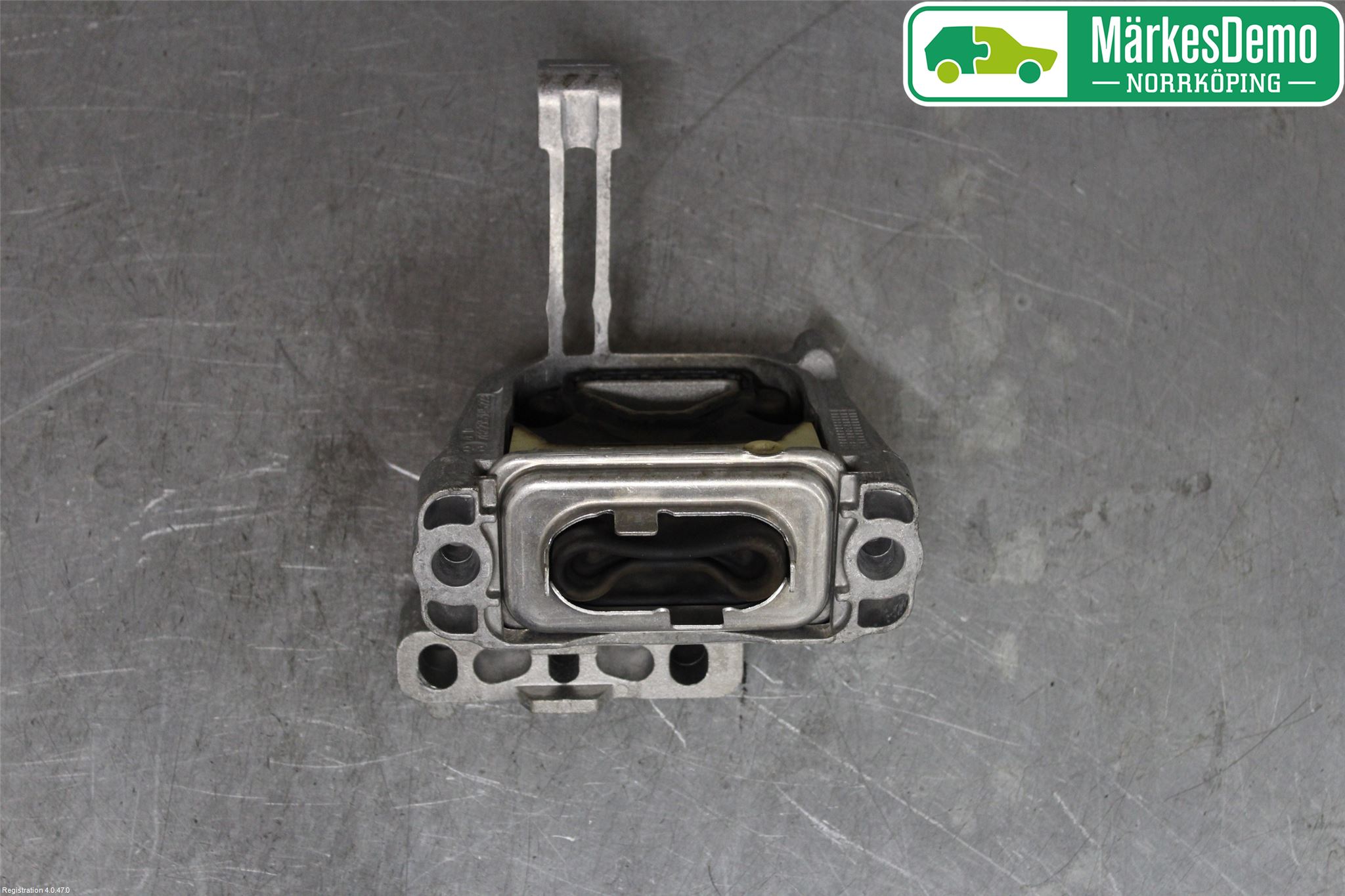 Skoda OCTAVIA (5E) 13-20 Motor Feste Gummi