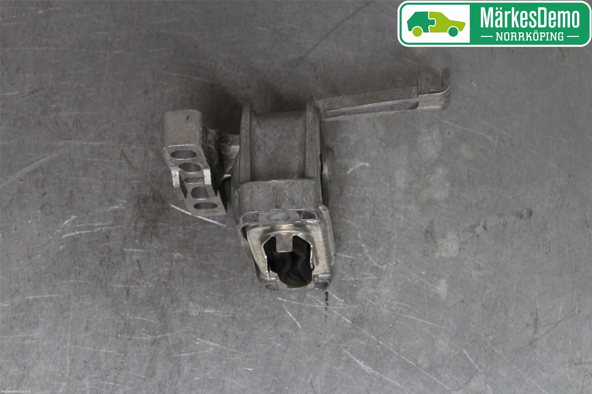 Skoda OCTAVIA (5E) 13-20 Motor Feste Gummi