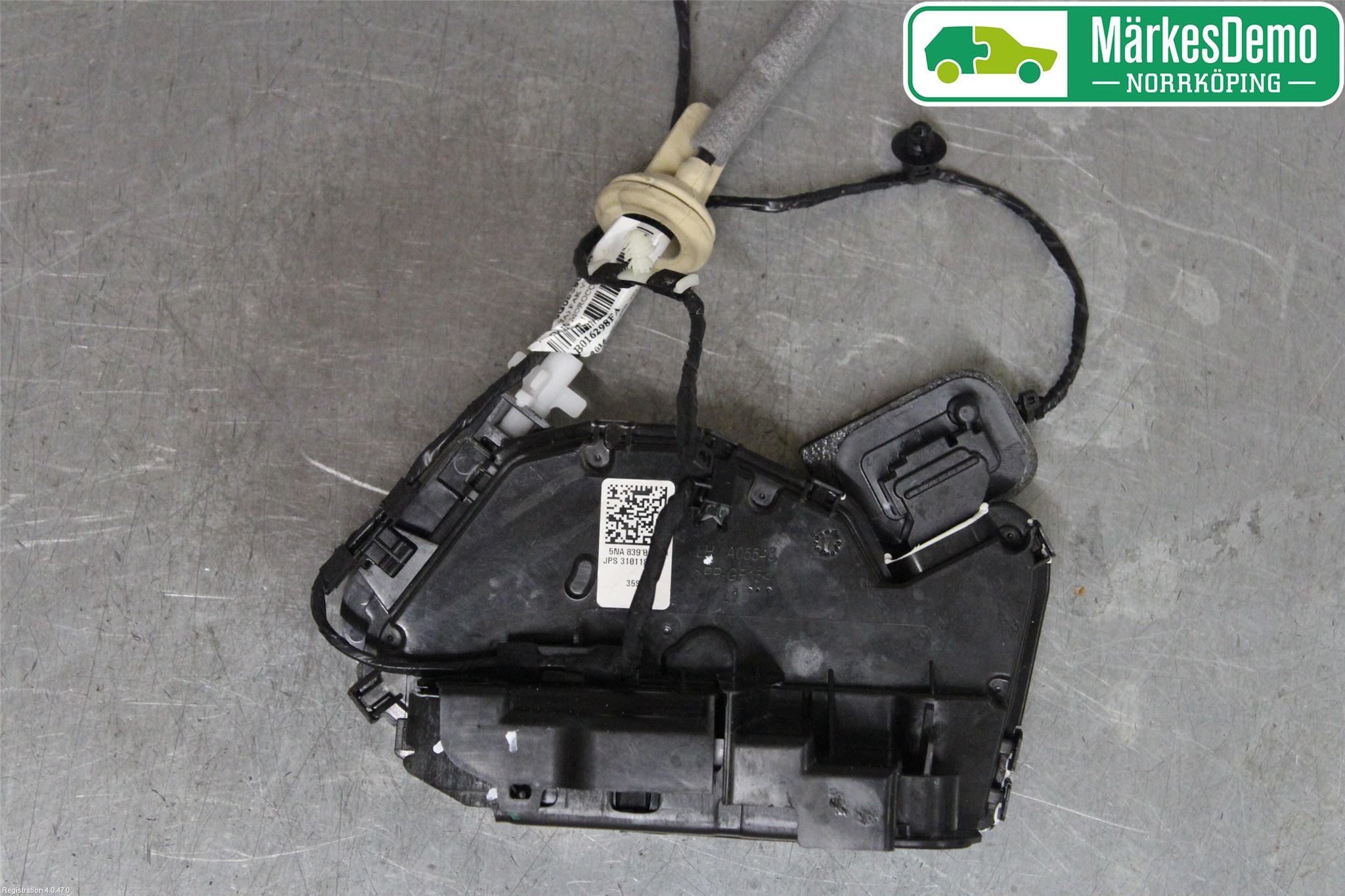 Volkswagen VW PASSAT 15-19 Dørlås - Låsekasse