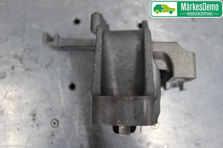 Skoda OCTAVIA (5E) 13-20 Motor Feste Stål-Alu