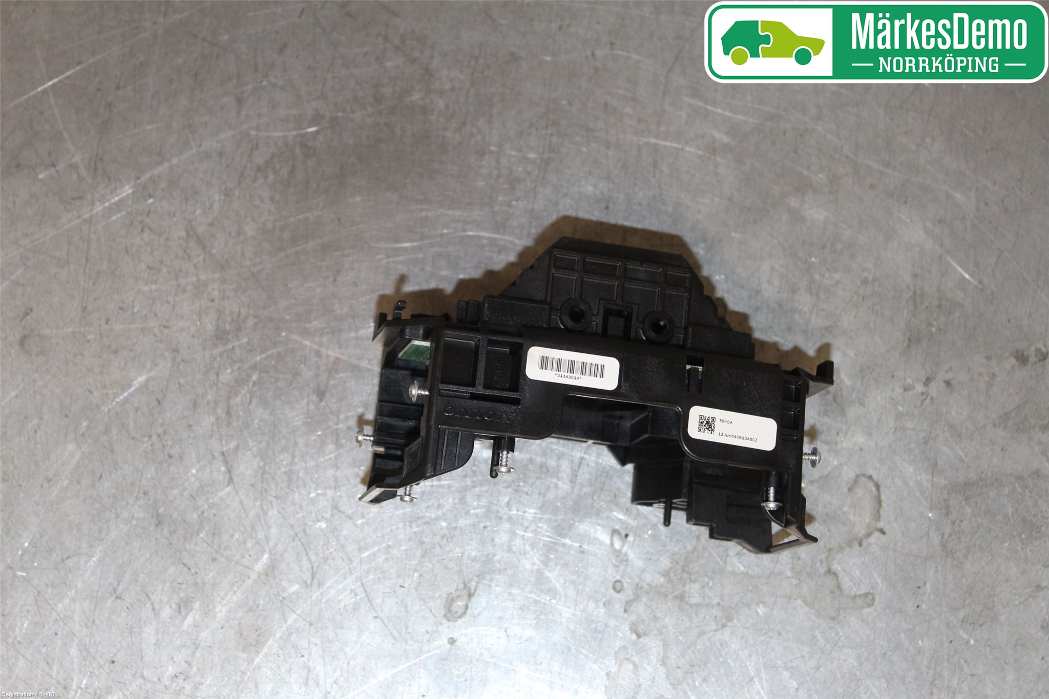 Volvo V60 14-18 Bryter Rattbryter Feste