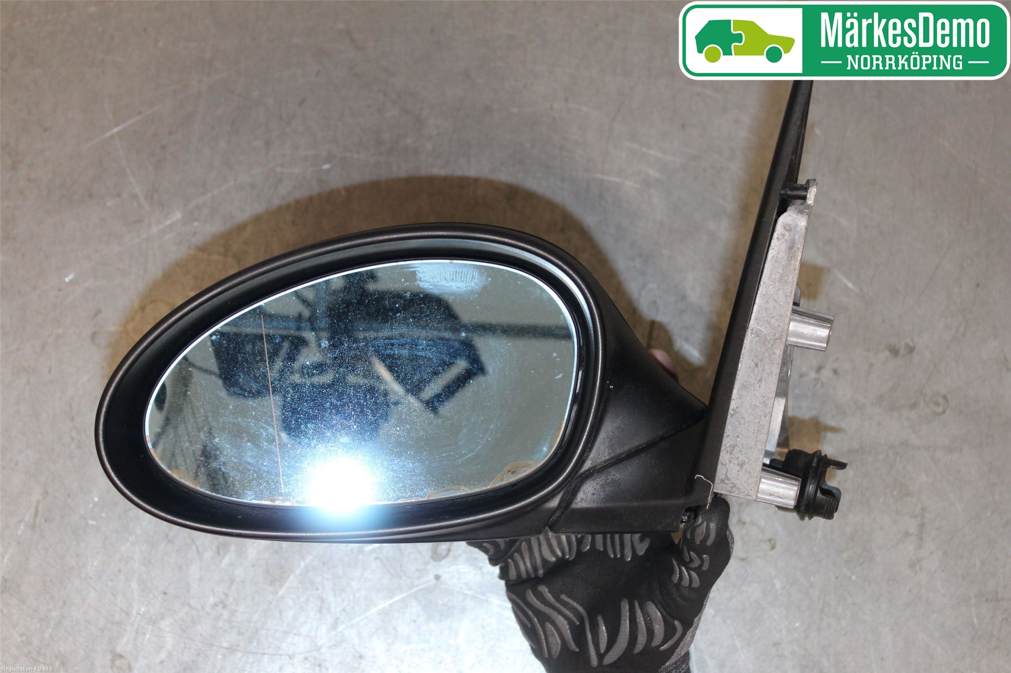 BMW 1 E87/81 5D/3D 03-11 Speil V M-El Justering