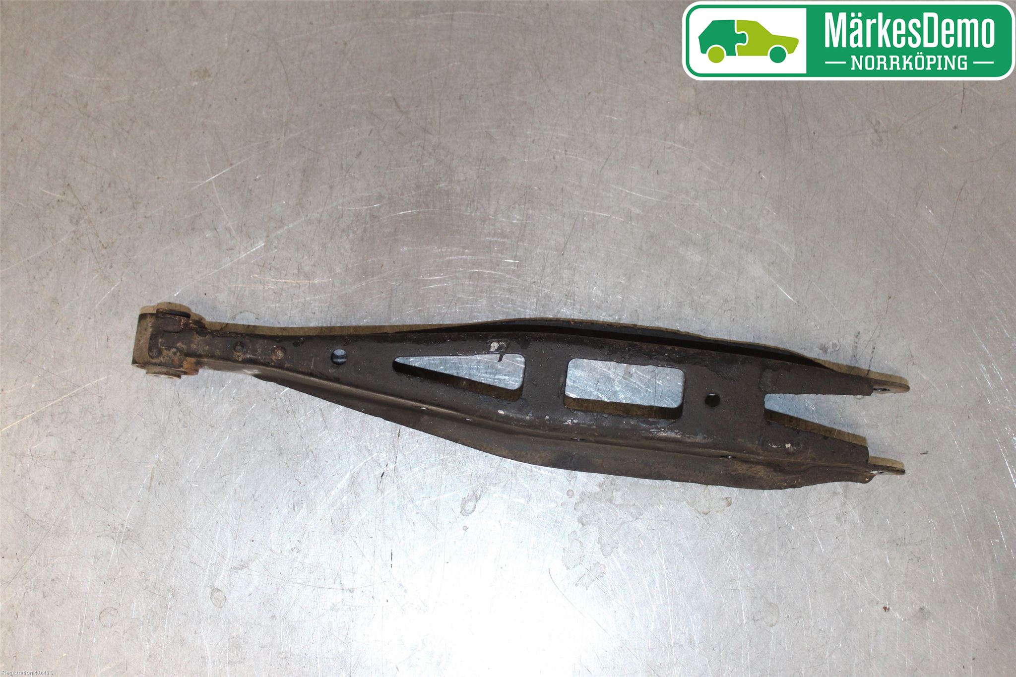 Subaru OUTBACK 15-20 Bærearm Bak Venstre
