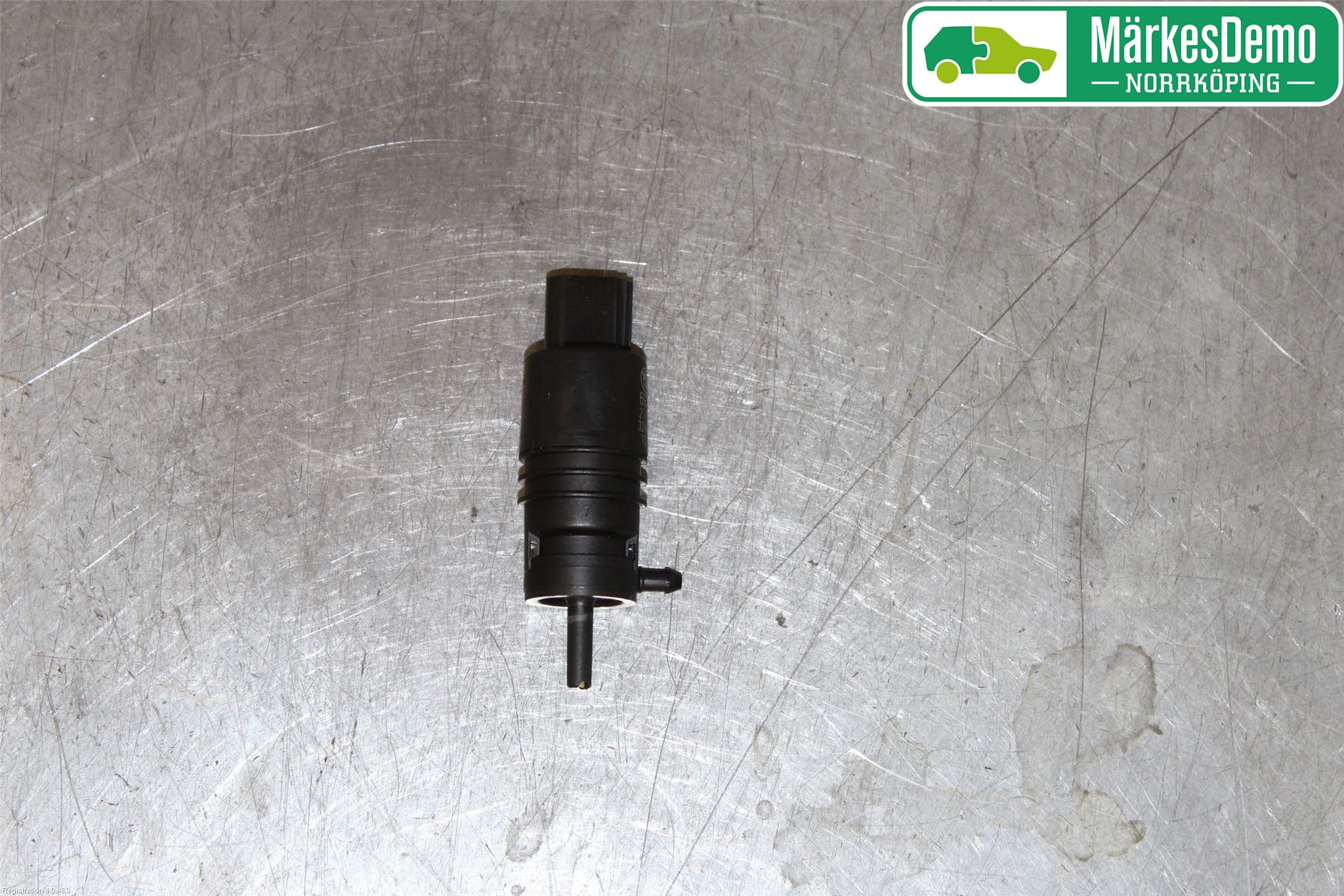 BMW 5 F10/F11/F18 09-17 Spylerpumpe Frontrute