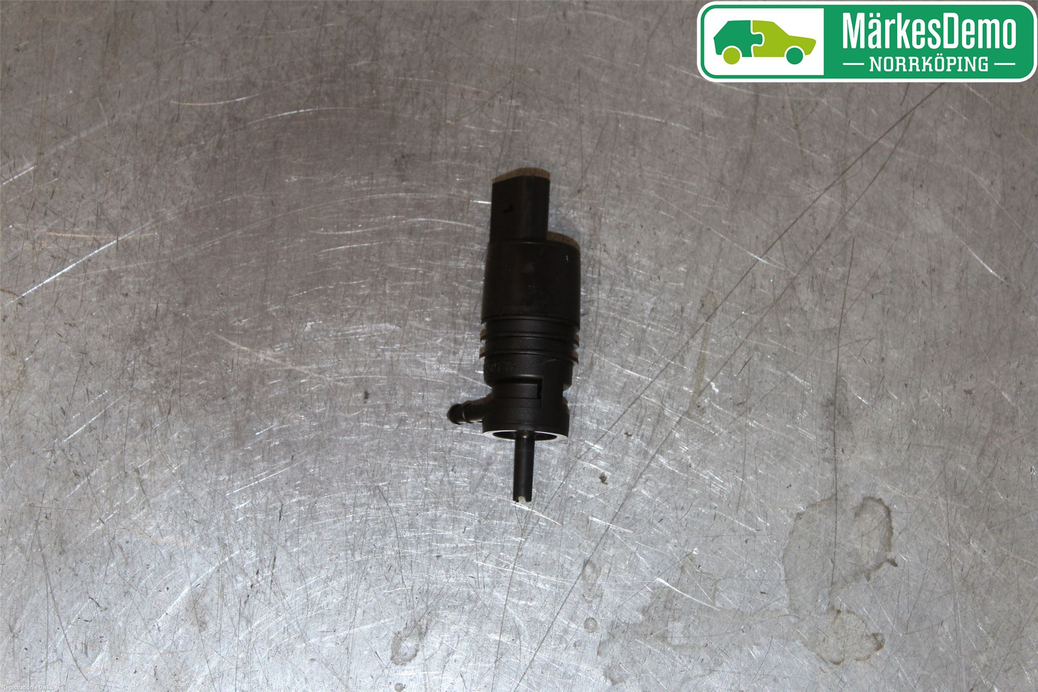 BMW 5 F10/F11/F18 09-17 Spylerpumpe Frontrute