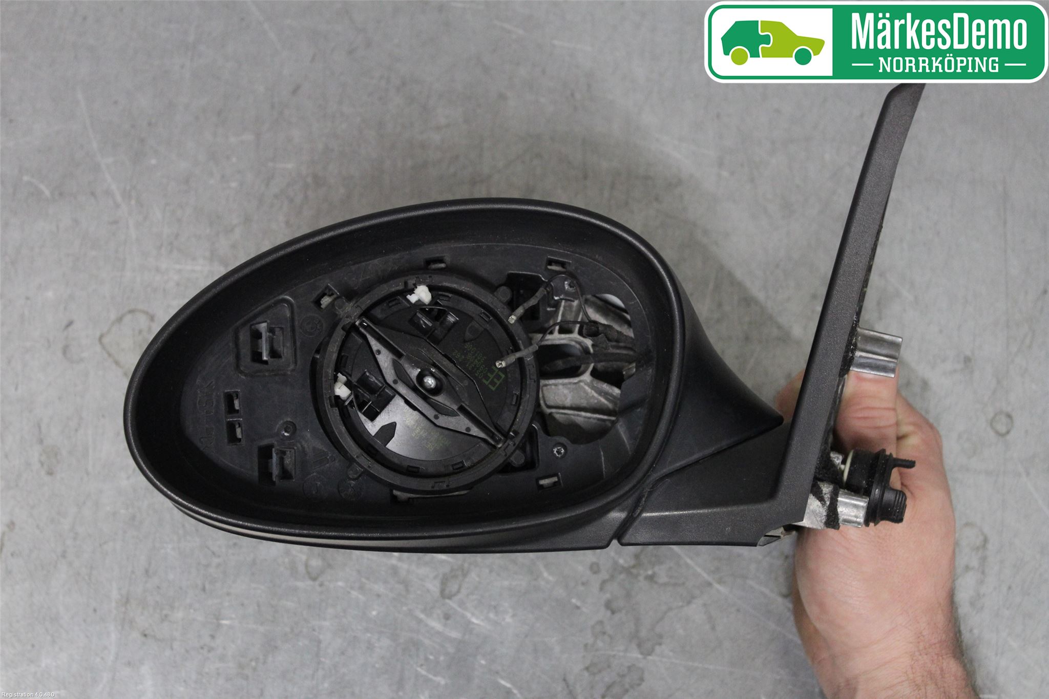BMW 1 E87/81 5D/3D 03-11 Speil V M-El Justering