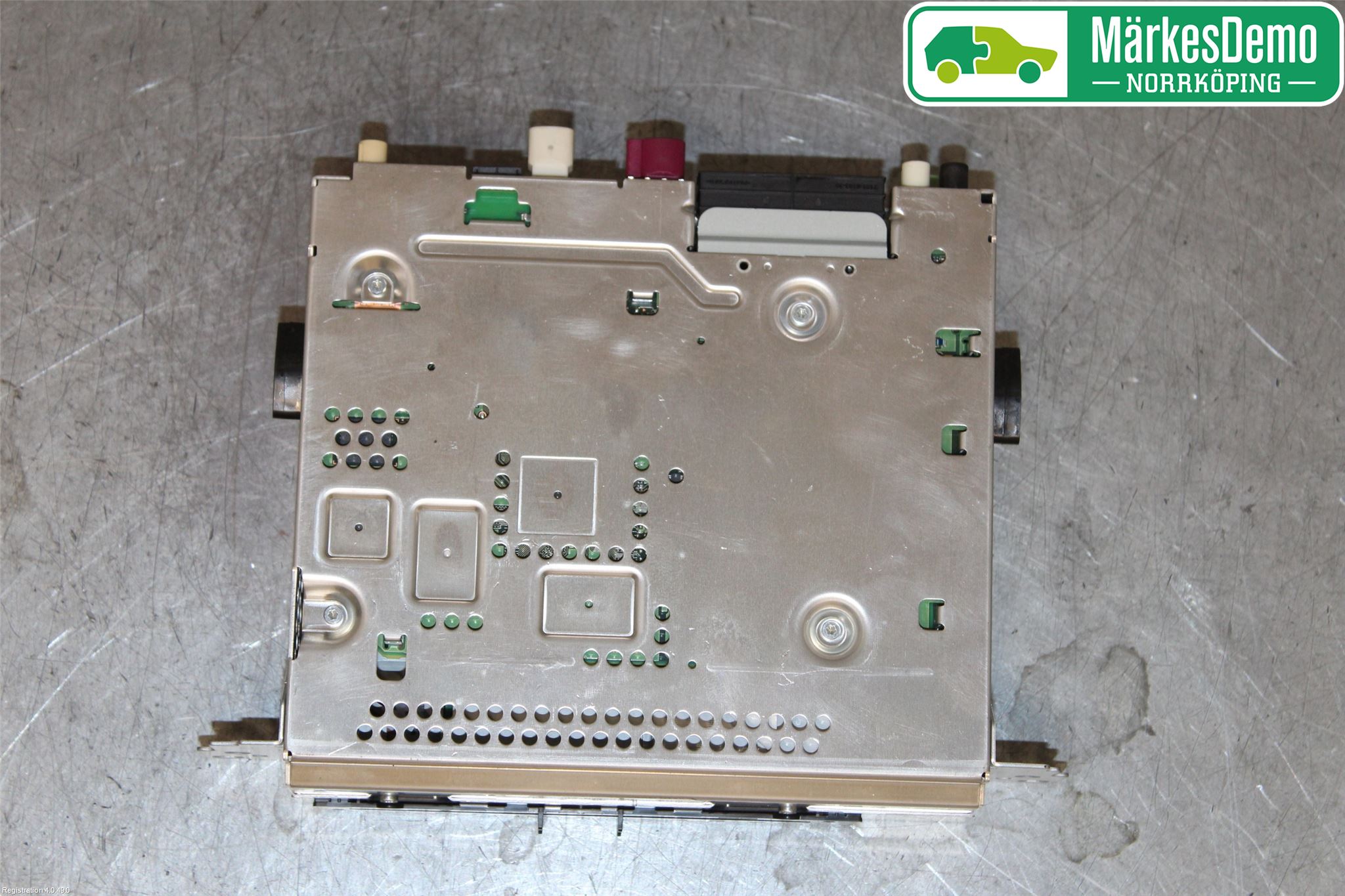 BMW X1 F48 15-22 Stereo Radio Med Cd