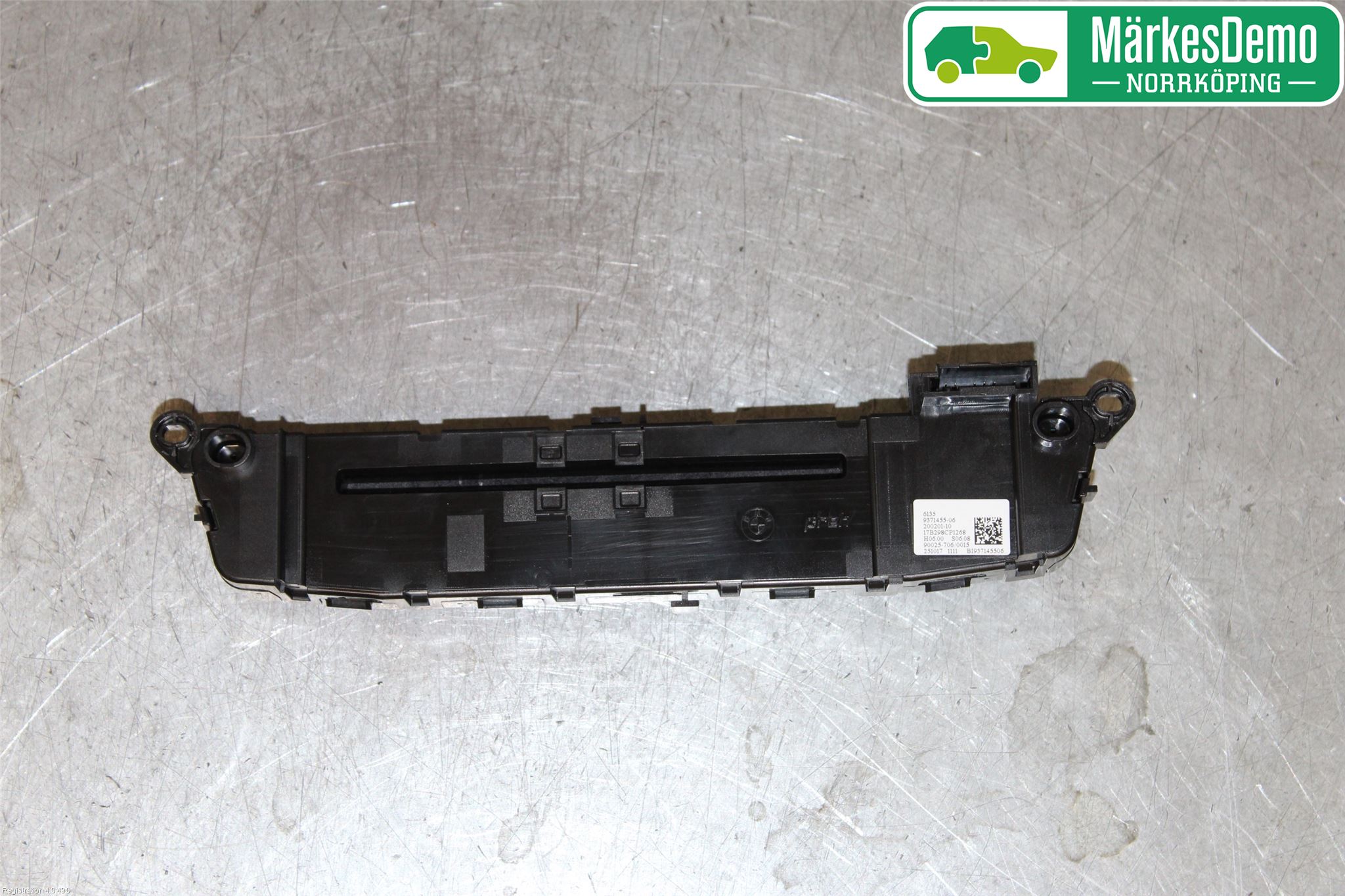 BMW X1 F48 15-22 Stereo Radio Med Cd