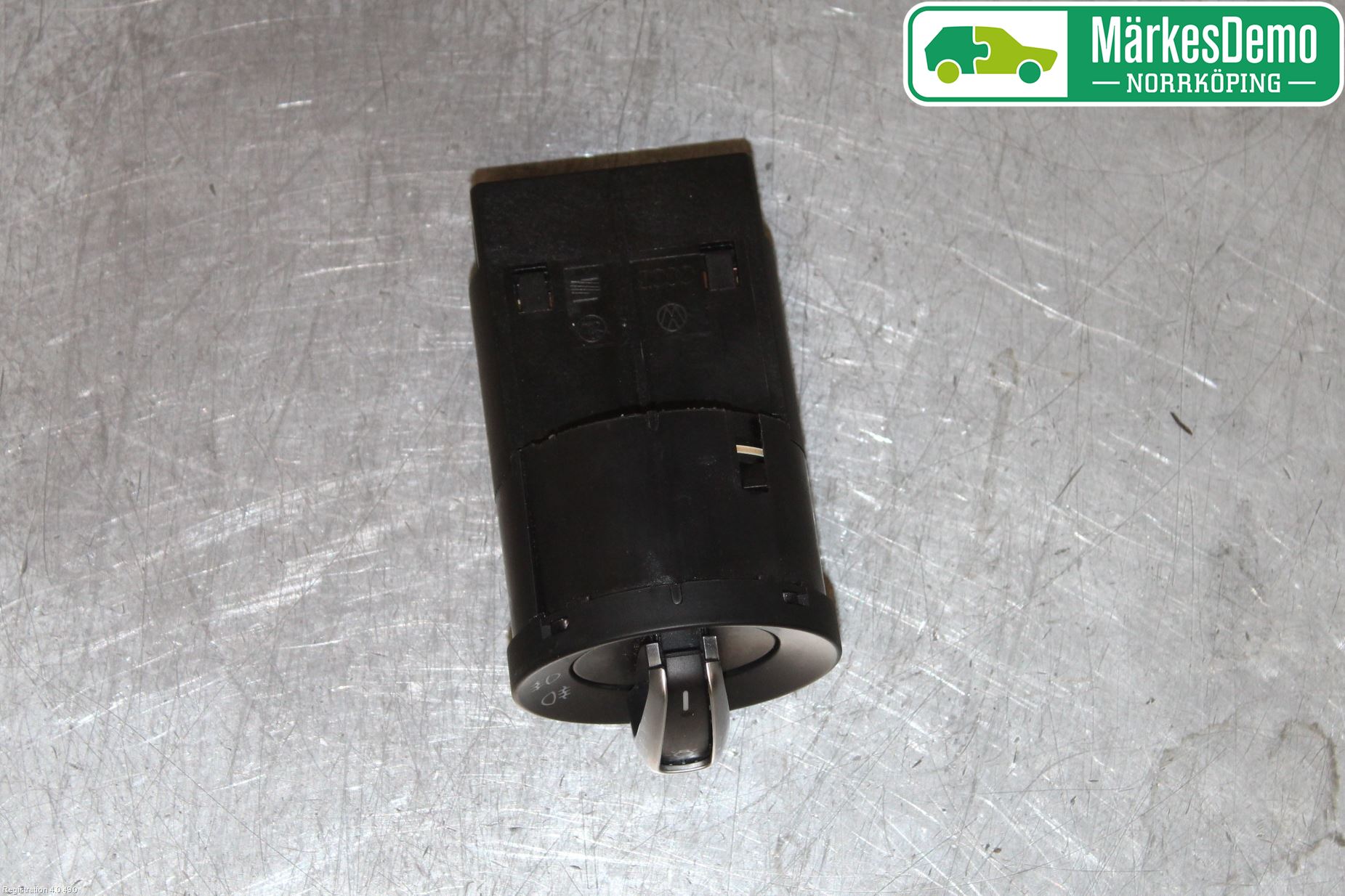 Volkswagen VW POLO 10-17 Bryter Hovedlys