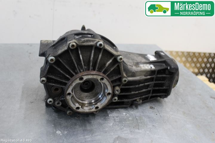 Audi A4/S4 05-07 Bakaksel Kardang Bak -Diff