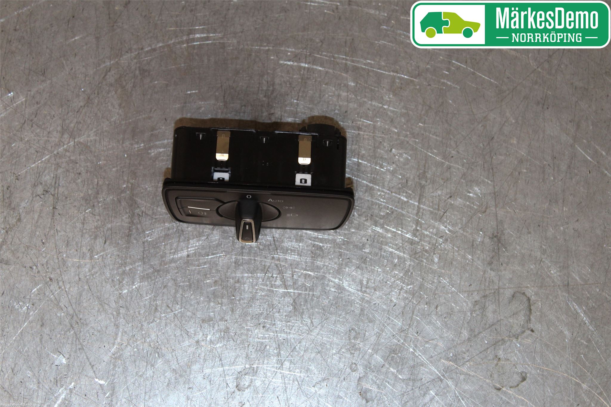Volkswagen VW PASSAT 15-19 Bryter Hovedlys