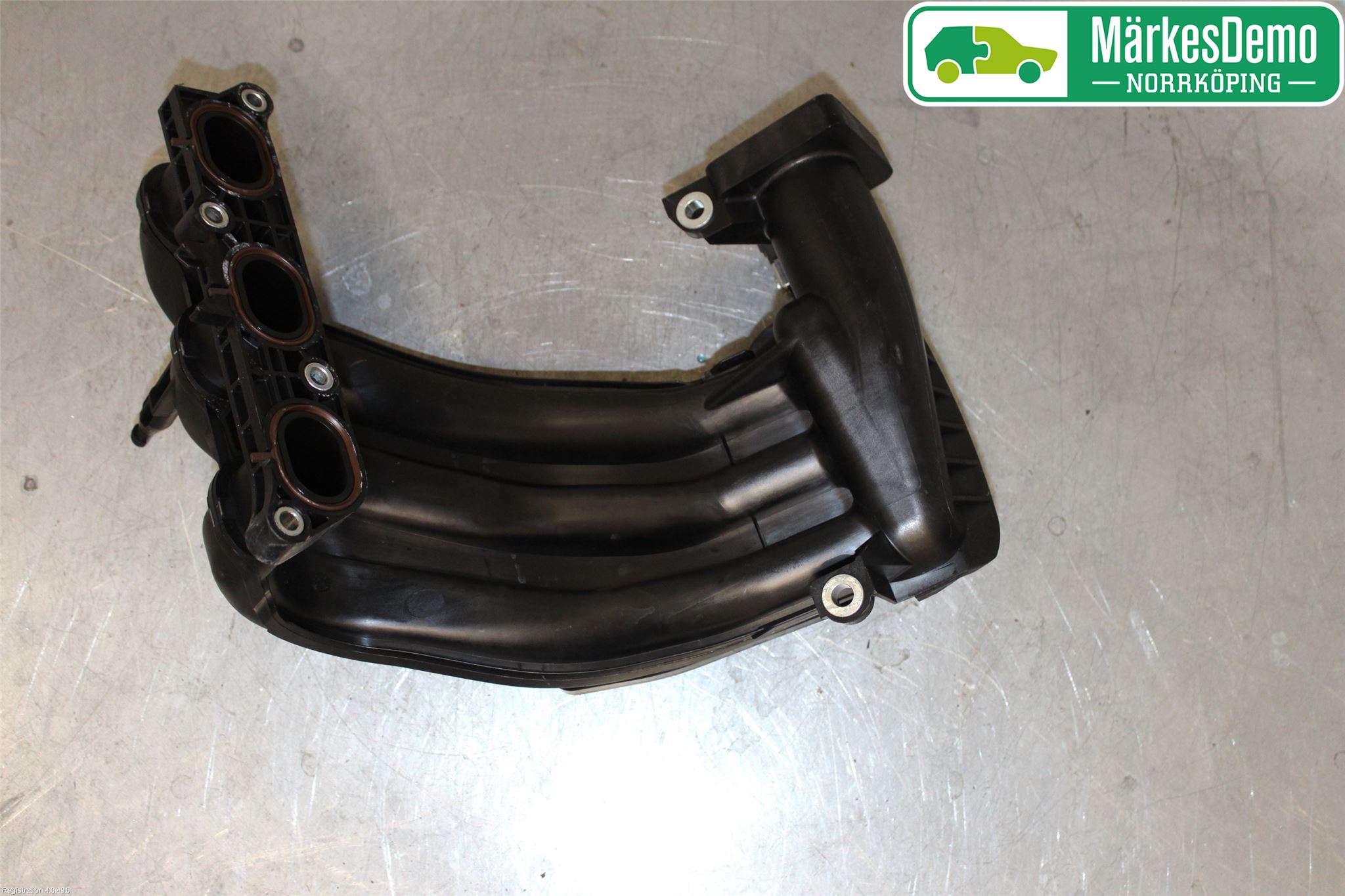 Nissan MICRA 11-16 Innsugningsmanifold