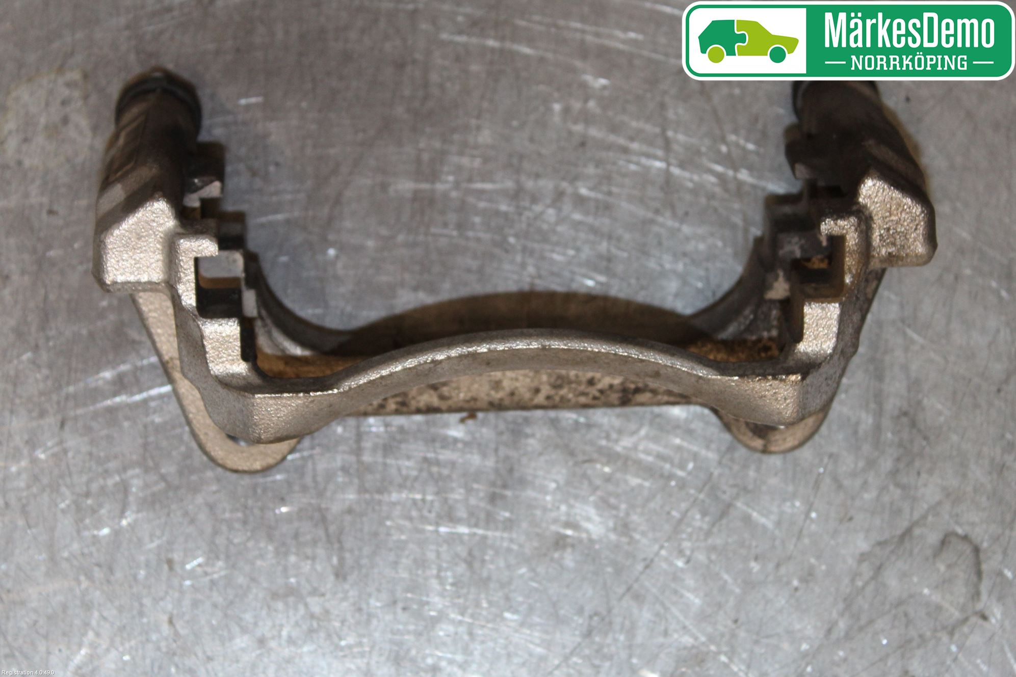 Volkswagen VW PASSAT 15-19 Bremsecaliper Feste Holder