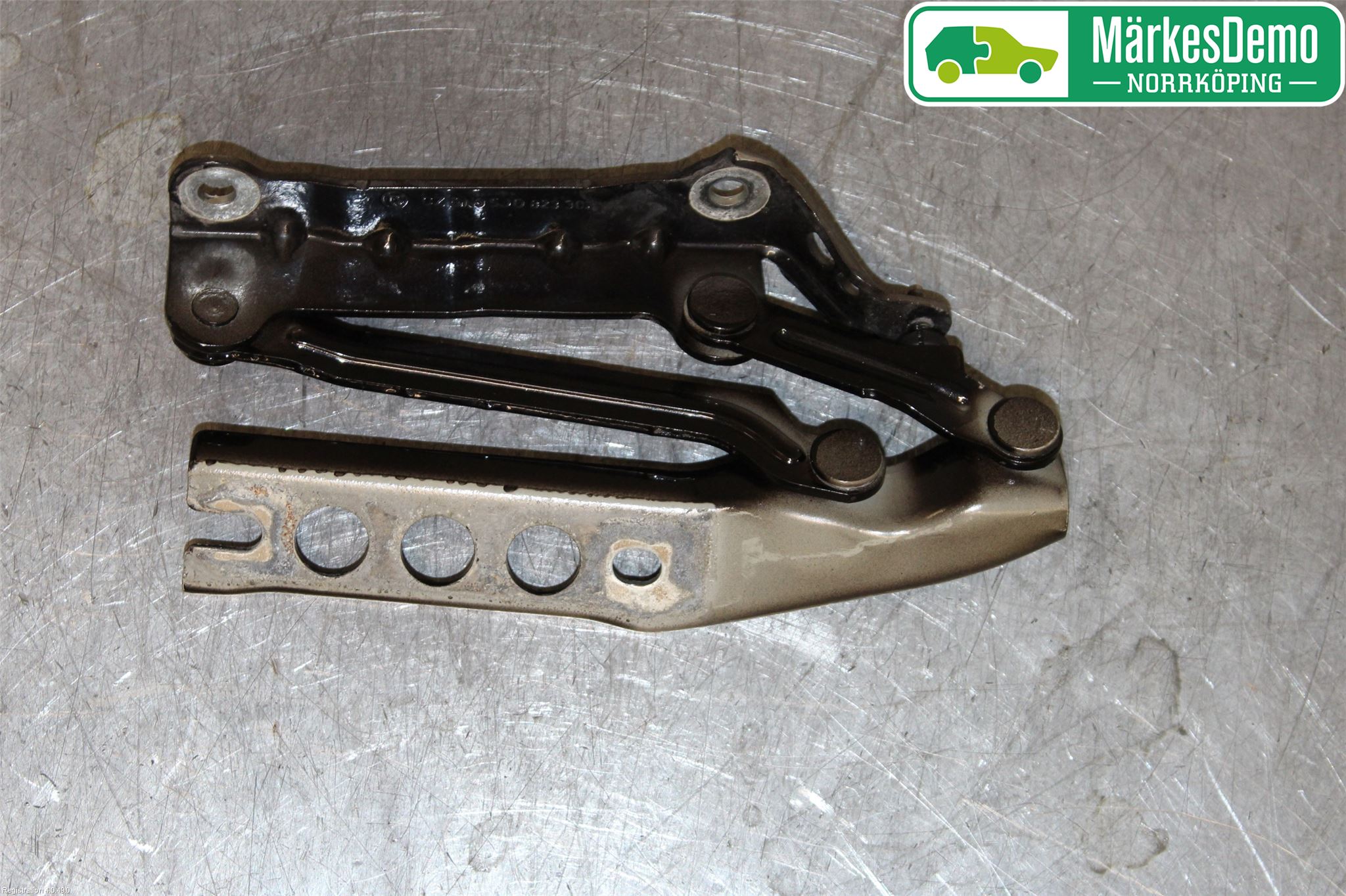 Skoda FABIA 07-14 Panser Hengsel - Hengsler
