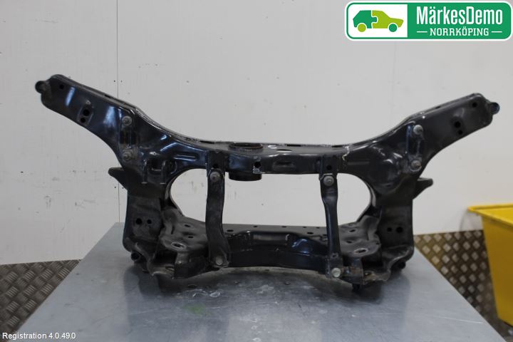 Renault KADJAR 15- Bakaksel Feste Travers-Ramme