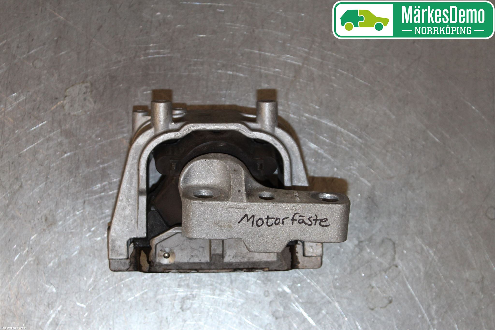 Volkswagen VW GOLF VI 09-13 Motor Feste Stål-Alu