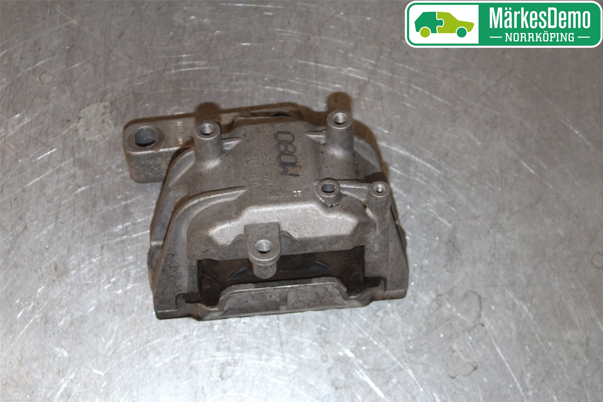 Volkswagen VW GOLF VI 09-13 Motor Feste Stål-Alu
