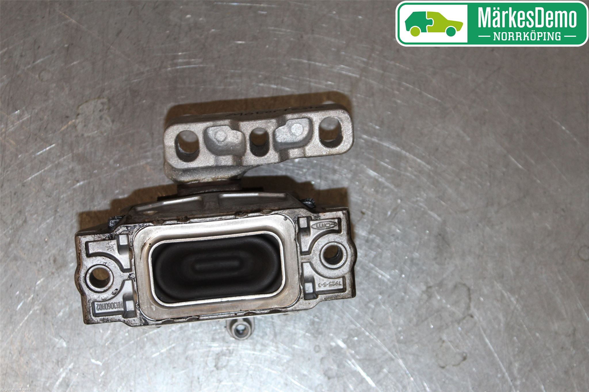 Volkswagen VW GOLF VI 09-13 Motor Feste Stål-Alu