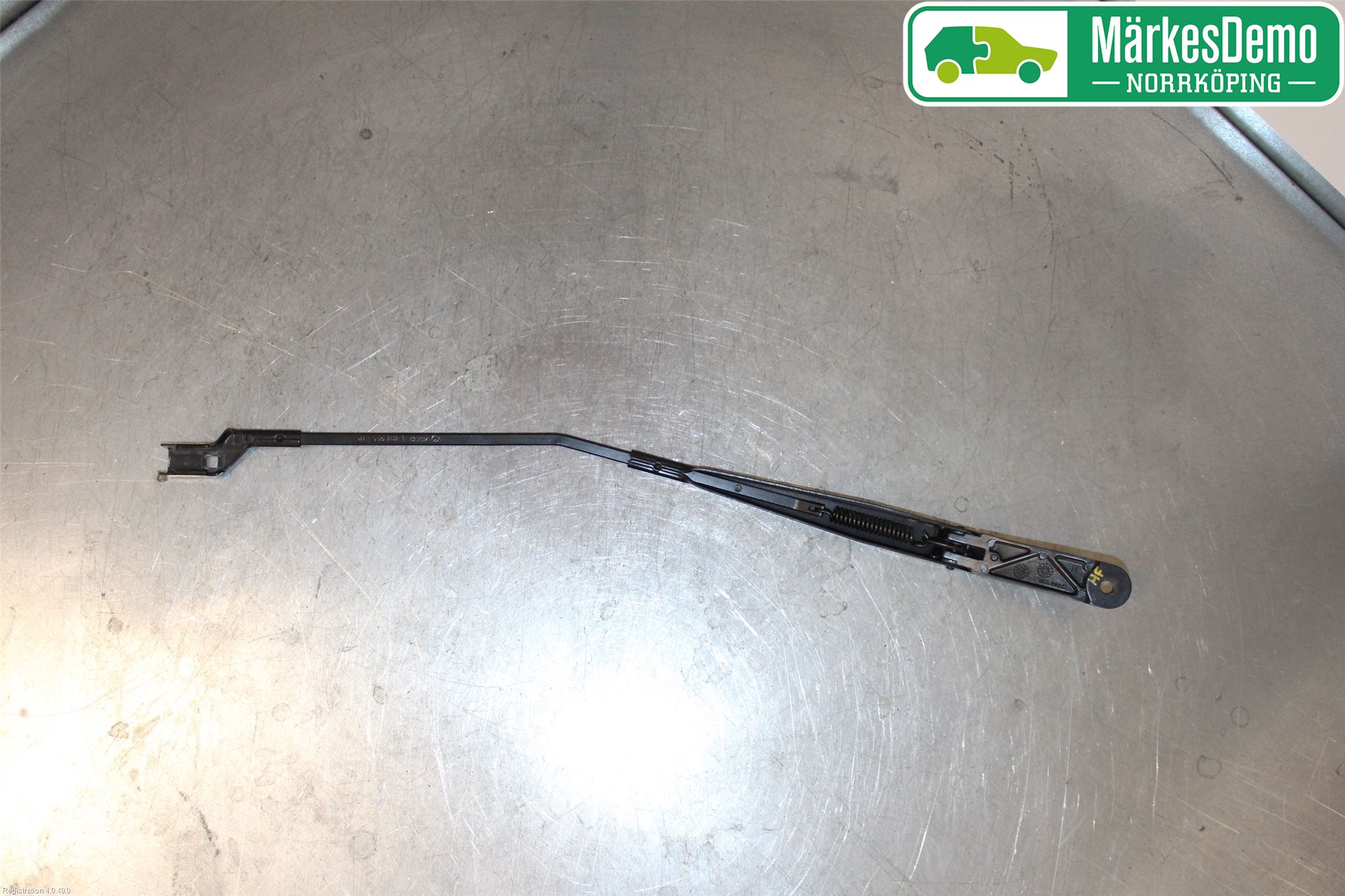 Volkswagen VW GOLF VI 09-13 Viskerarm-Armer Frontrute