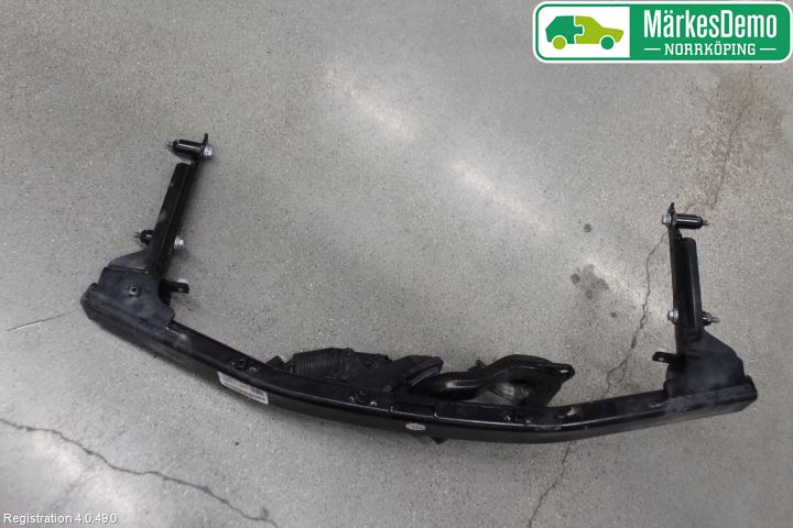 Audi A4/S4 B9 16-19 Tilhengerfeste