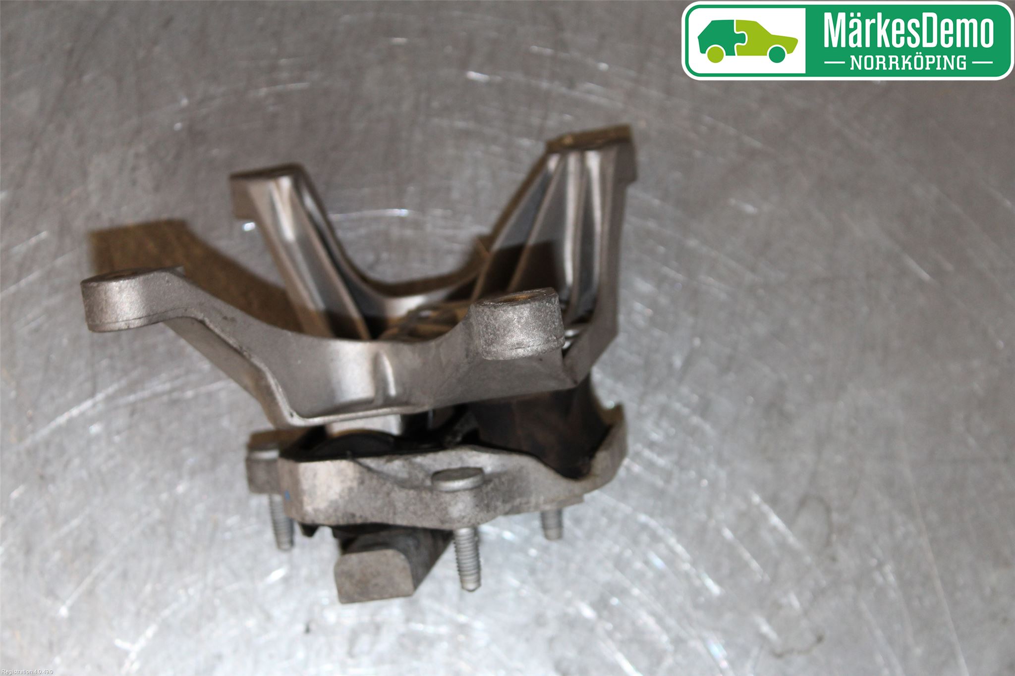 Audi A4/S4 B9 16-19 Gearkasse Feste Stål-Alu