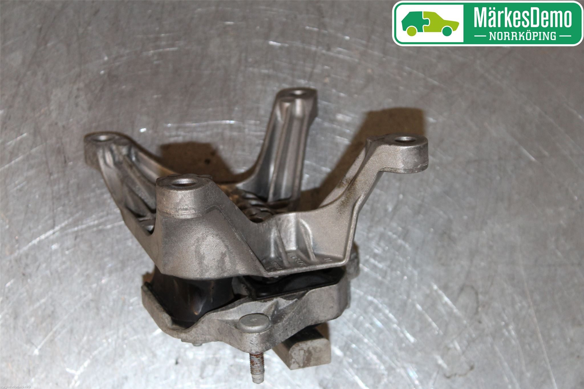 Audi A4/S4 B9 16-19 Gearkasse Feste Stål-Alu
