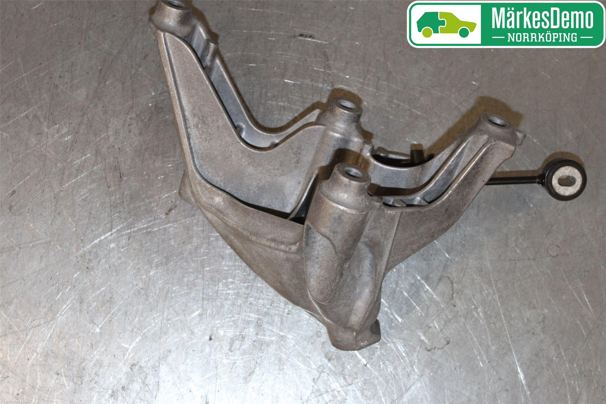 Audi A4/S4 B9 16-19 Motor Feste Stål-Alu