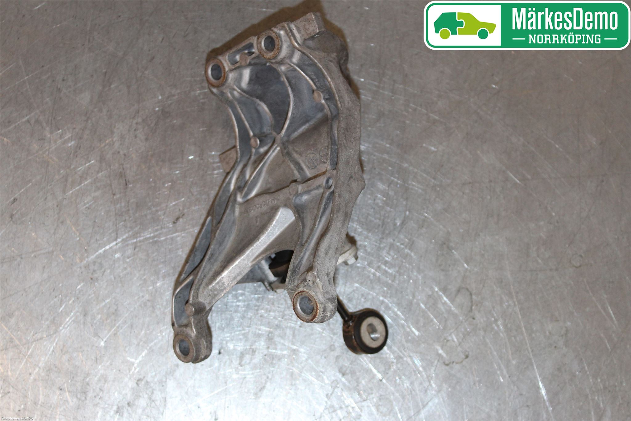 Audi A4/S4 B9 16-19 Motor Feste Stål-Alu