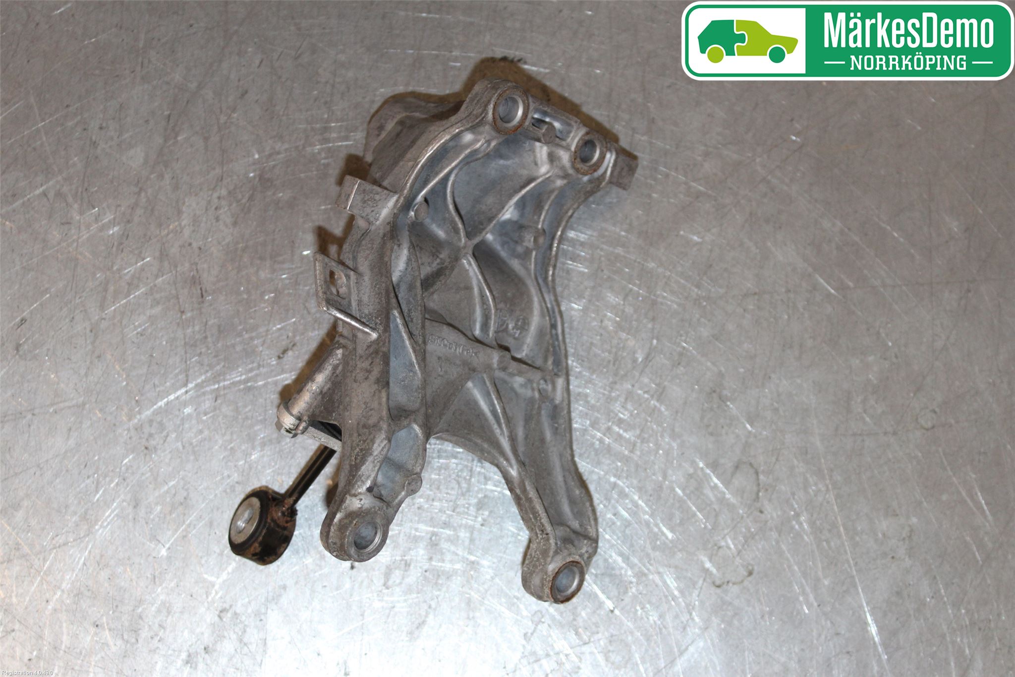 Audi A4/S4 B9 16-19 Motor Feste Stål-Alu