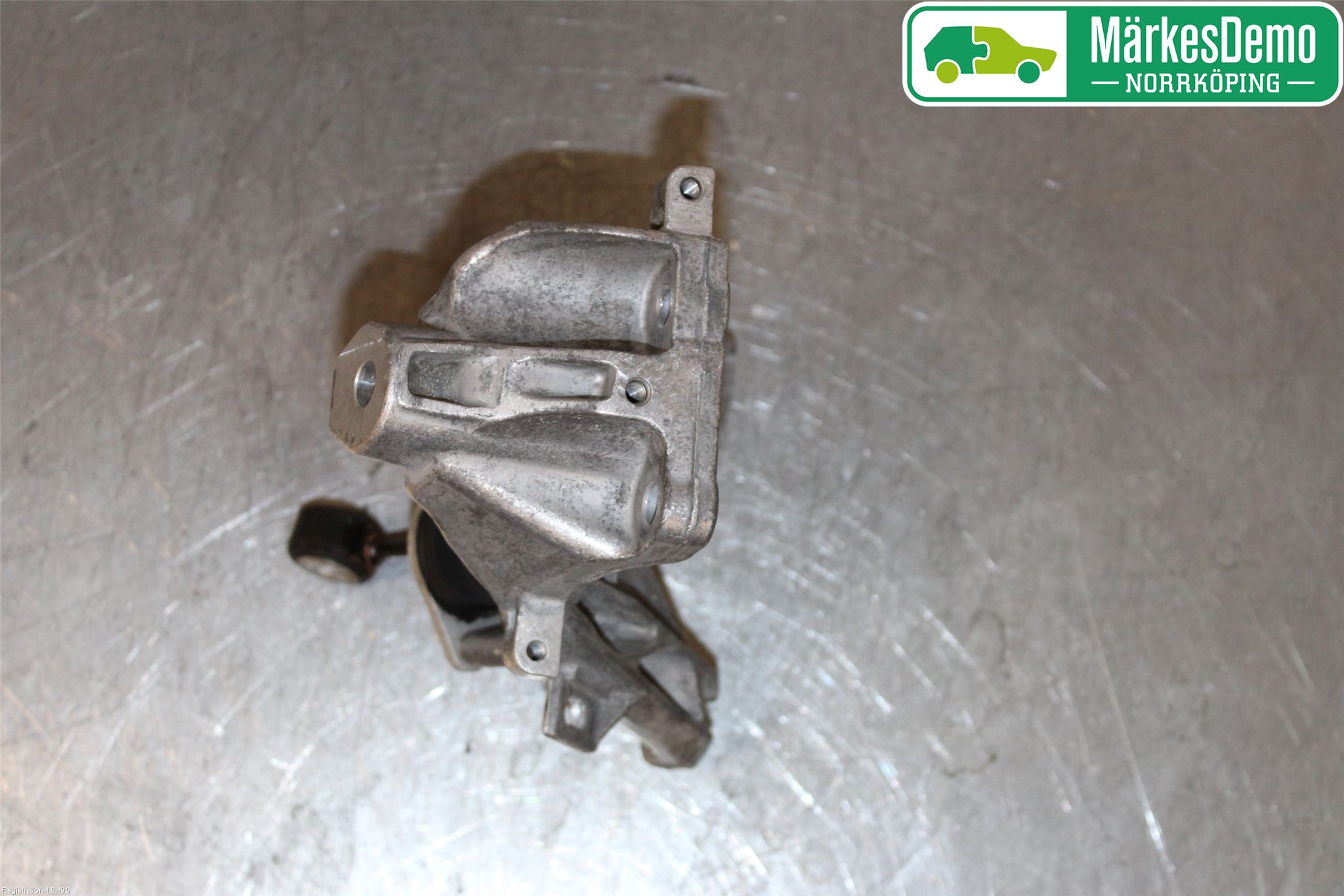 Audi A4/S4 B9 16-19 Motor Feste Stål-Alu