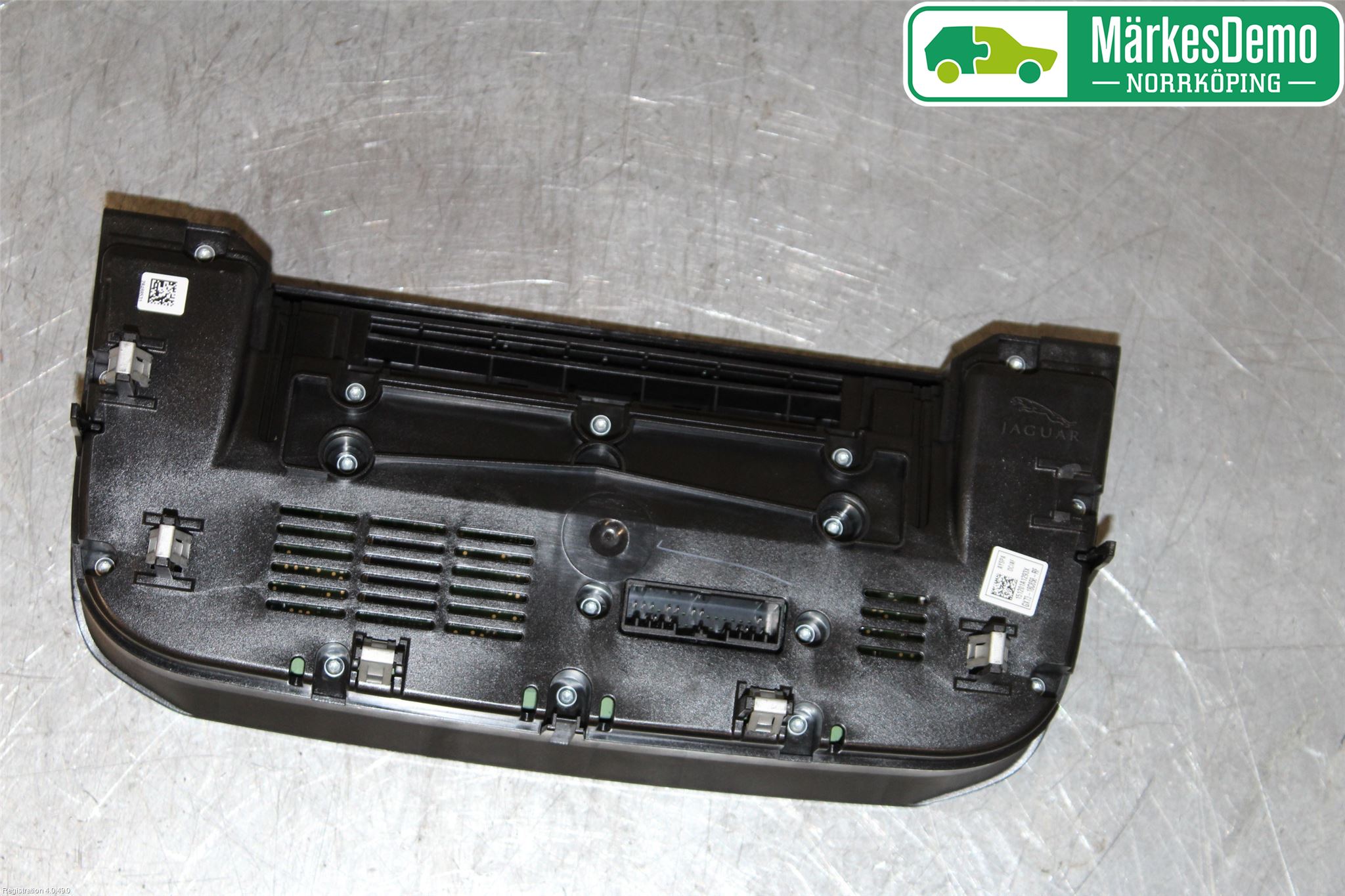 Jaguar XE (X760) 15-24 Varmeapparat Panel(Regulering)