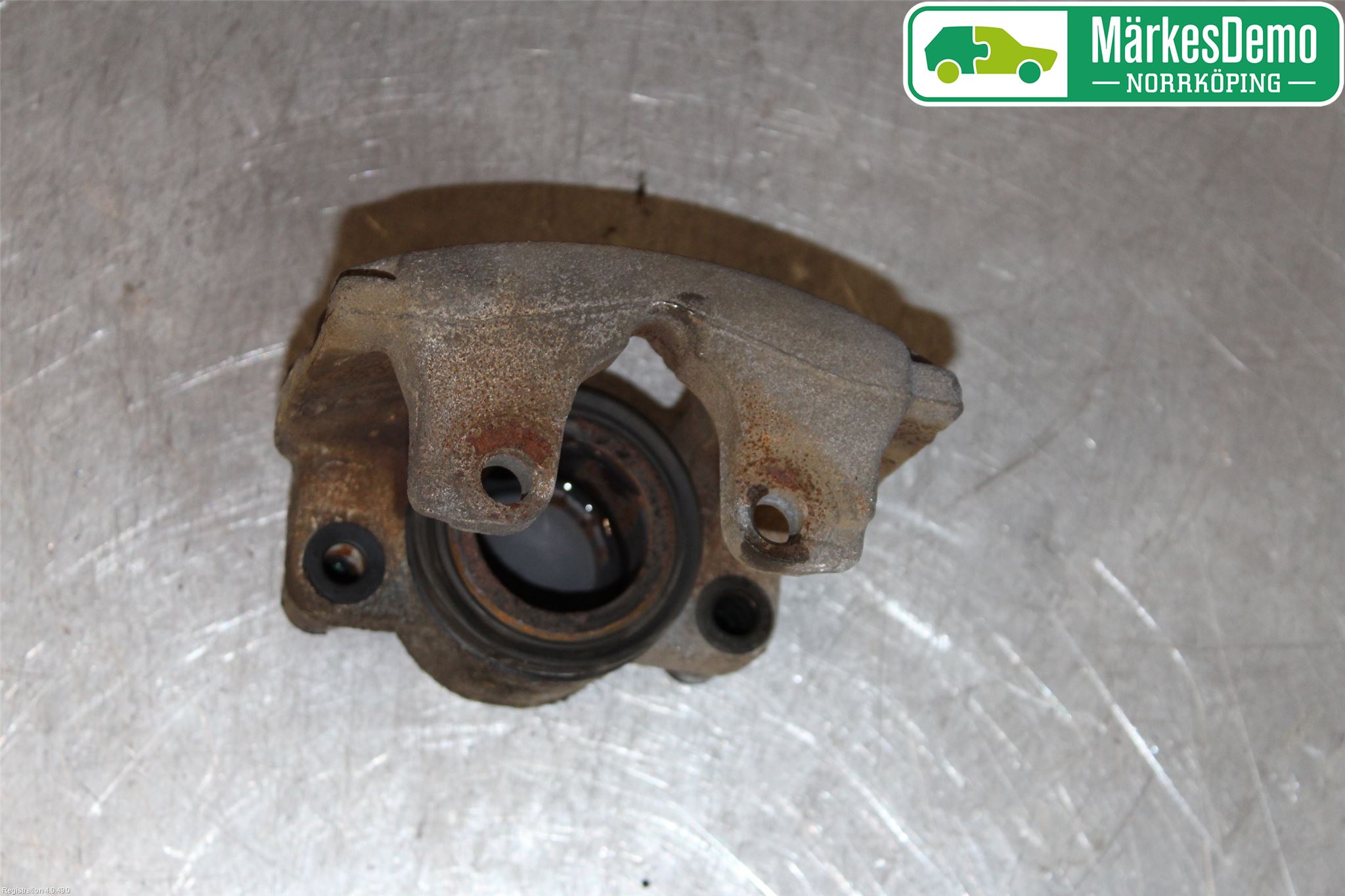 Jaguar XE (X760) 15-24 Bremsecaliper Foran Høyre