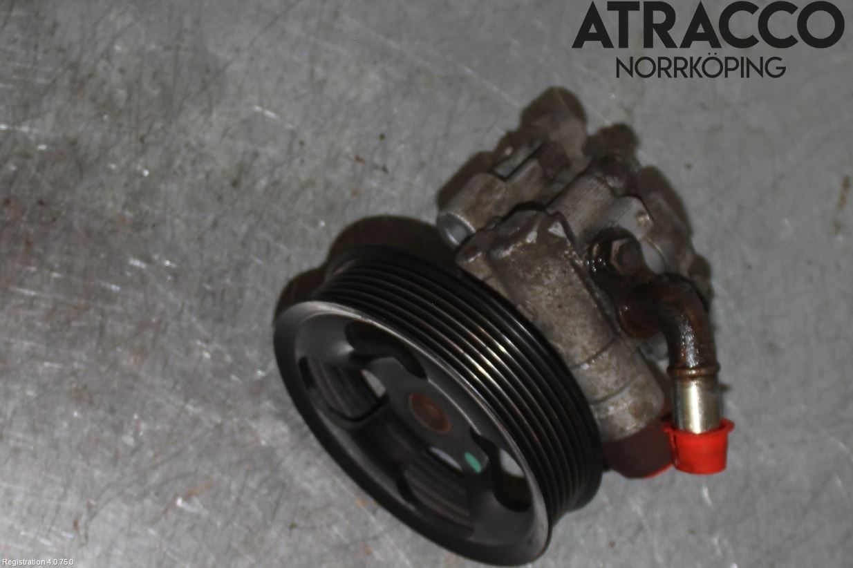 Toyota AVENSIS 03-06 Servo Pumpe