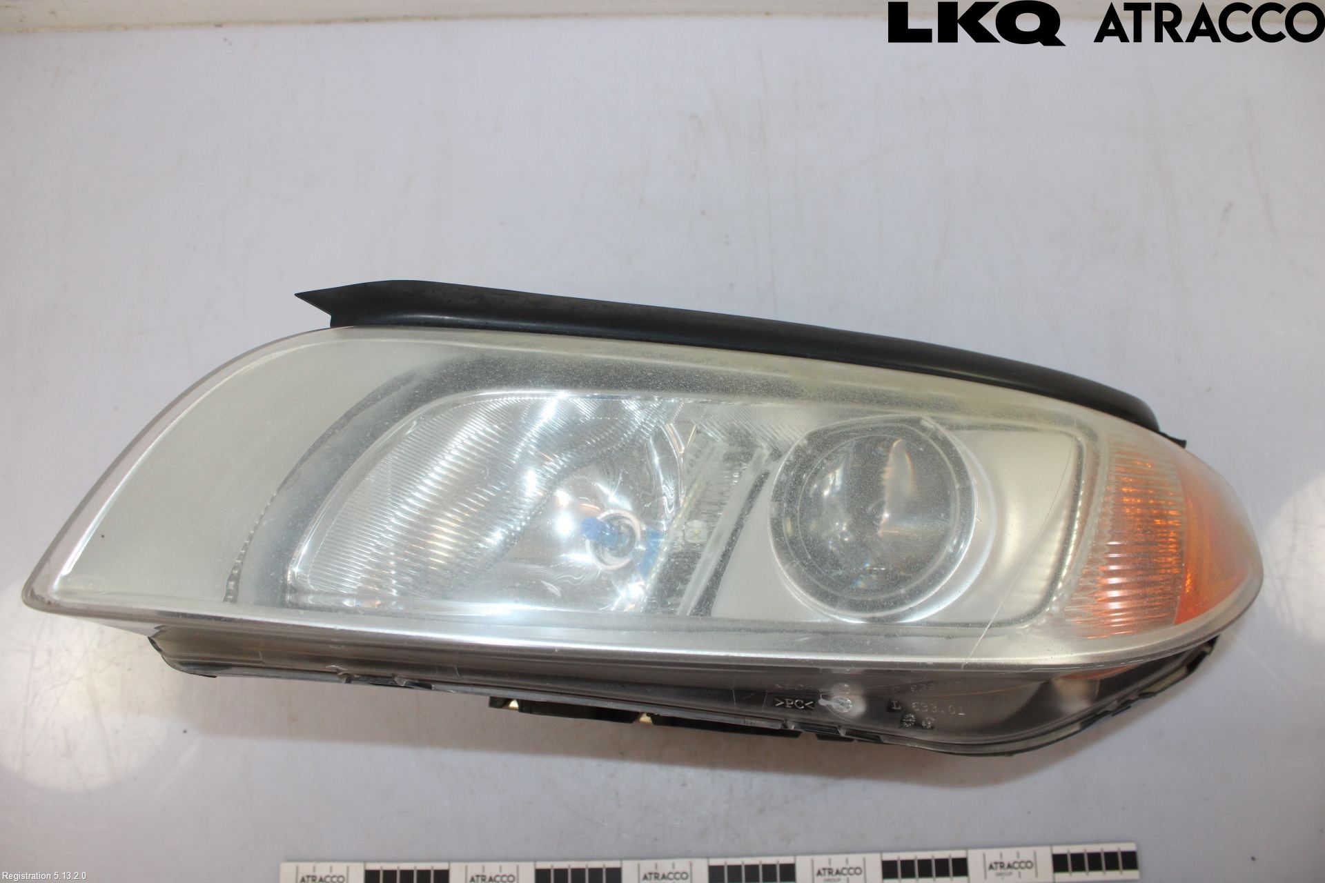 Volvo V70 08-13 Frontlykt Venstre