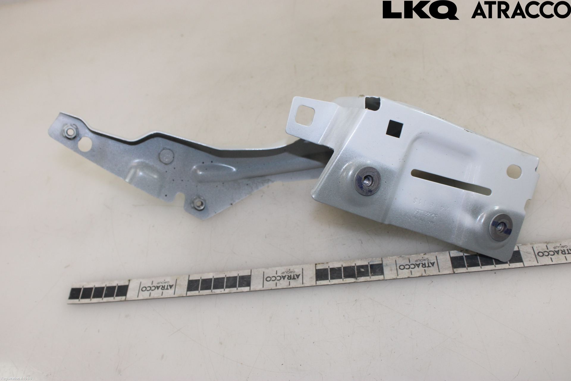 Audi Q5/SQ5 17- Frontskjermfeste Venstre