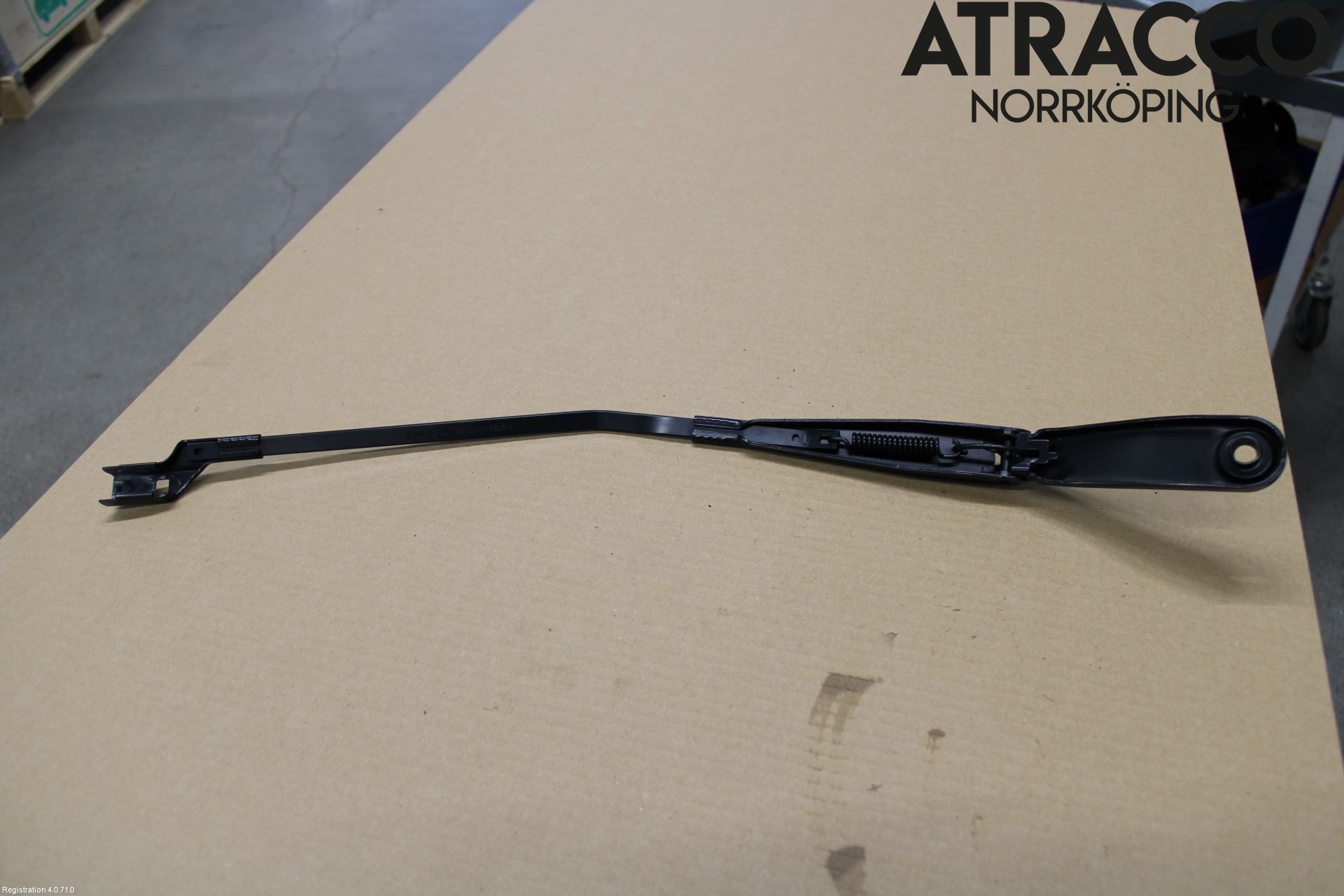 Volvo XC70 08-13 Viskerarm-Armer Frontrute