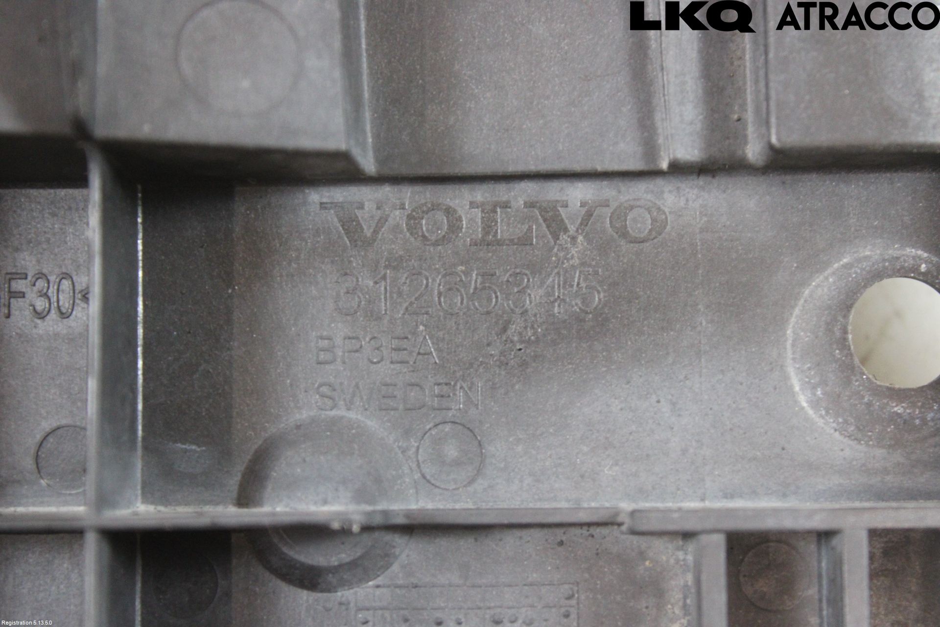 Volvo S80 07-13 Støtfangerfeste Foran Høyre