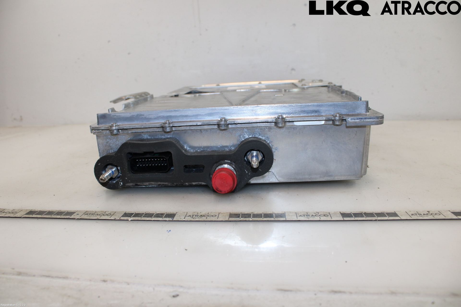 Tesla MODEL X 16- Batterilader Hybrid