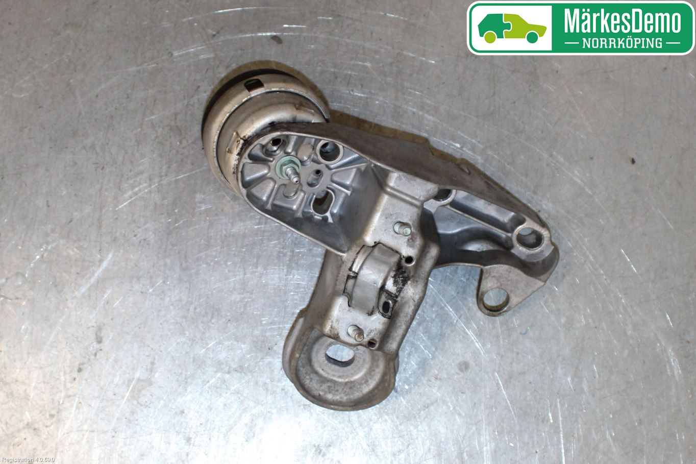 Volkswagen VW PASSAT 97-00 Motor Feste Stål-Alu