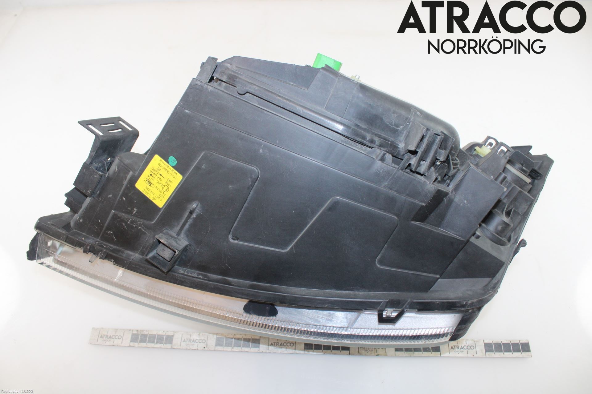 Ford MONDEO     01-06 Frontlykt Høyre