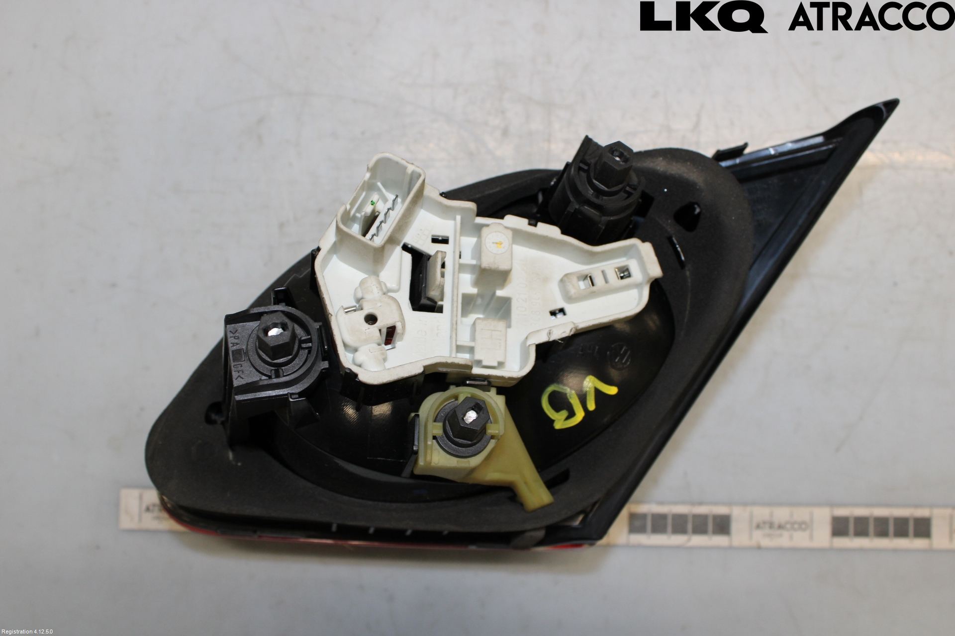 Volkswagen VW PASSAT CC 08-16 Baklykt Venstre  På Luke(Indre